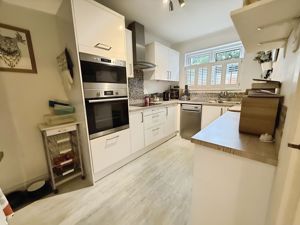 Photo 16- click for photo gallery